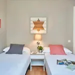 Bebarceloner Eixample Apartments - 4 Bedrooms