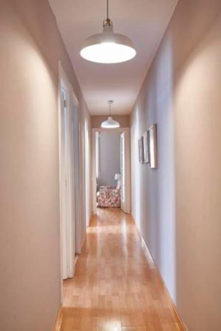 Bebarceloner Eixample - 4 Bedrooms Apartment *